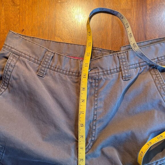 Vintage Old Navy Surplus Co Cargo Shorts Mens 32 x 11 Military Utility Outdoor - Picture 10 of 10